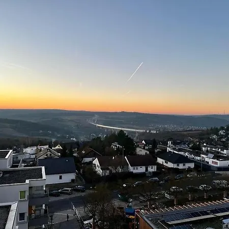 Mit Ausblick - Wlan / Parkplaetze *